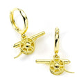 Boucles d'oreilles créoles dorées en forme de canon du club de football d'Arsenal