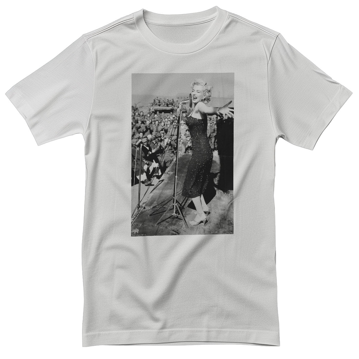 Marilyn Monroe - Crowd Stopper Photo T-Shirt – T-shirt