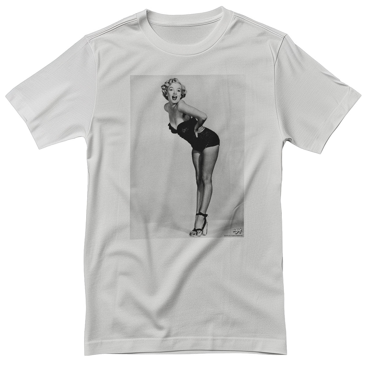 Marilyn Monroe Bathing Suit Pose Portrait T-Shirt – T-shirt