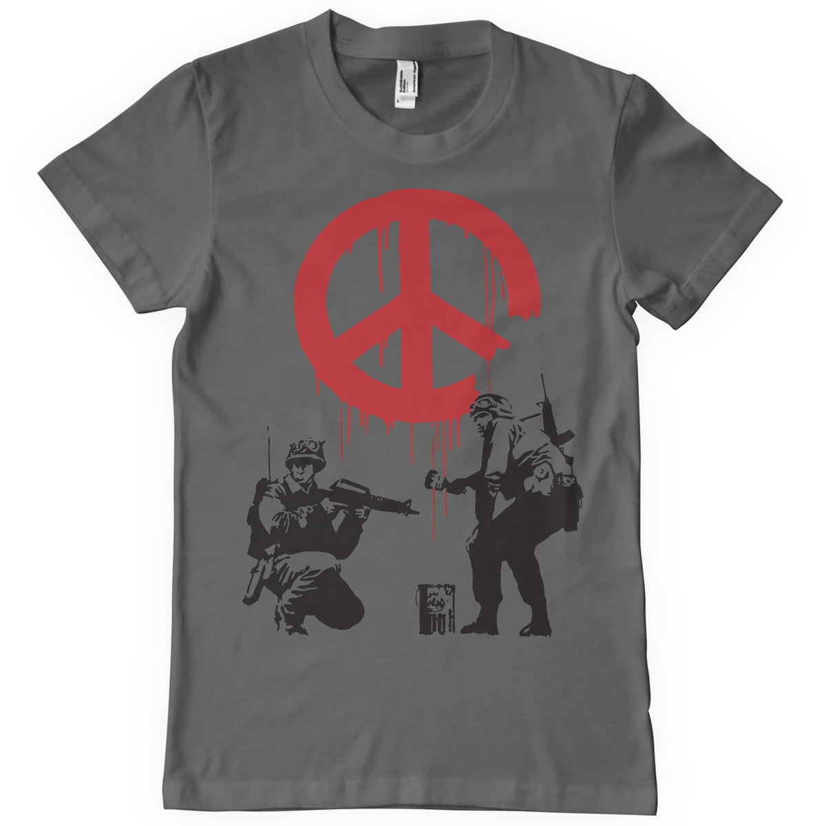 Soldiers Painting CND Sign T-Shirt – T-shirt
